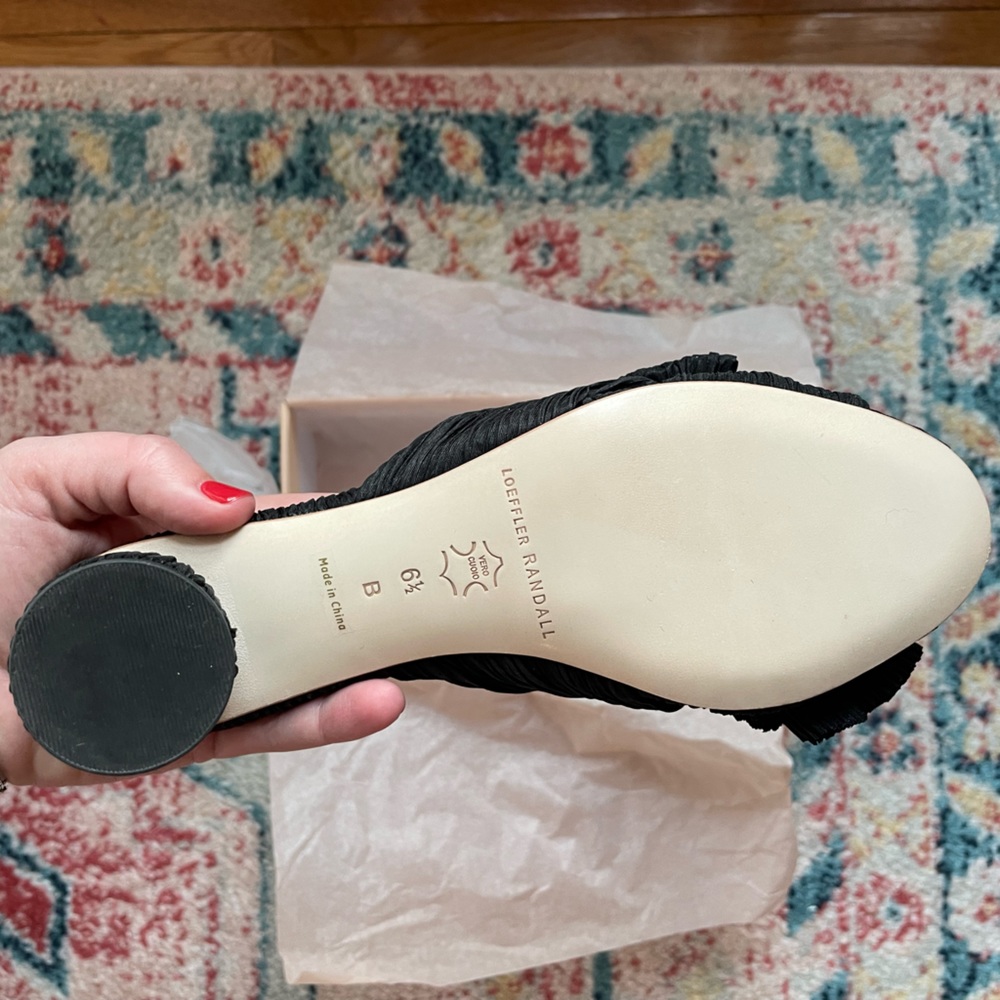 Loeffler Randall Emilia Pleated Knot Mule in Black Size 6.5 Never Before Worn - Picture 3 of 4
